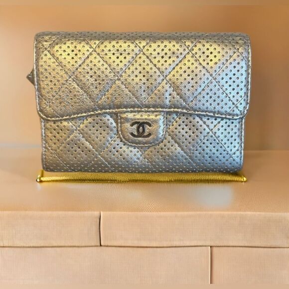 AUTHENTIC CHANEL WALLET- Silver - Picture 1 of 12